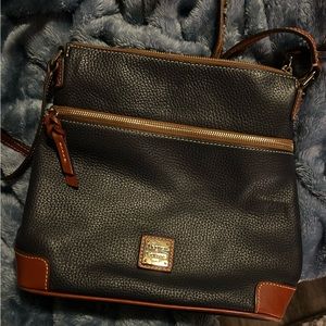 Authentic Dooney & Bourke Navy Crossbody - excellent condition